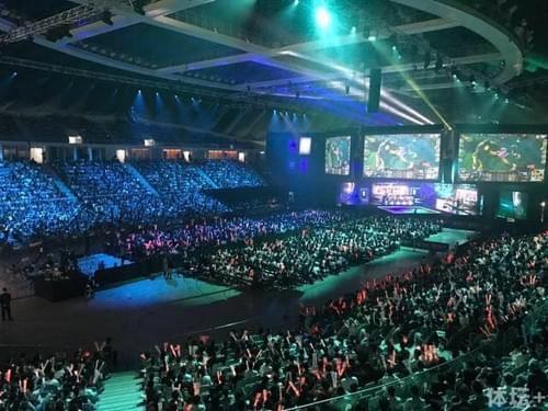 和压迫性都 和压迫性都